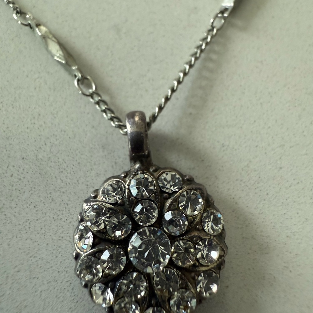 Mariana Silver Necklace with Clear Crystals